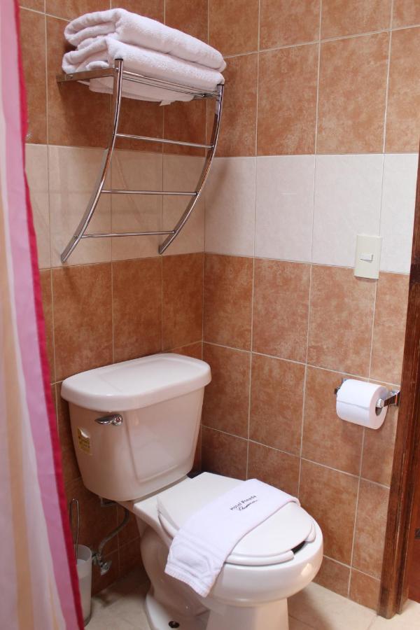 Comonfort Hotel Posada Chamacuero מראה חיצוני תמונה