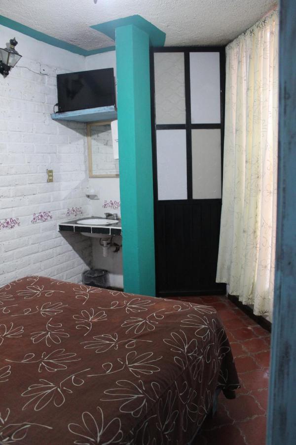 Comonfort Hotel Posada Chamacuero מראה חיצוני תמונה