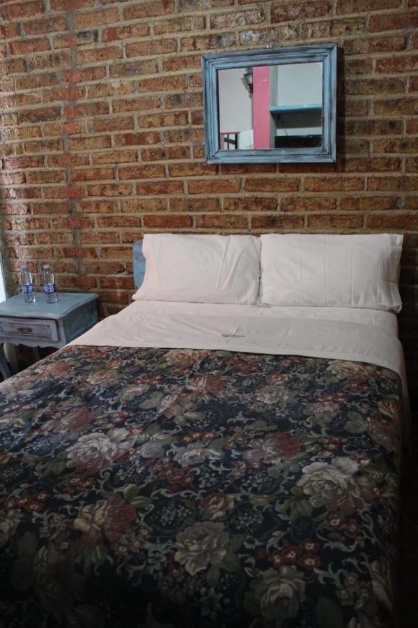 Comonfort Hotel Posada Chamacuero מראה חיצוני תמונה