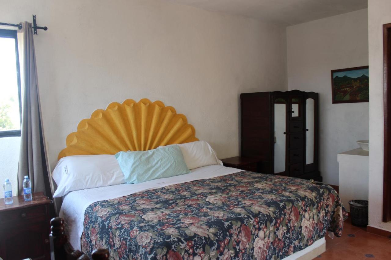 Comonfort Hotel Posada Chamacuero מראה חיצוני תמונה