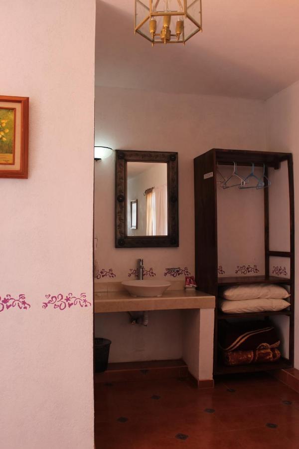 Comonfort Hotel Posada Chamacuero מראה חיצוני תמונה