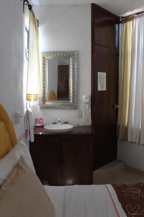 Comonfort Hotel Posada Chamacuero מראה חיצוני תמונה